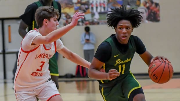 Park Center vs Lakeville North Dec17-22 Earl Ebensteiner15